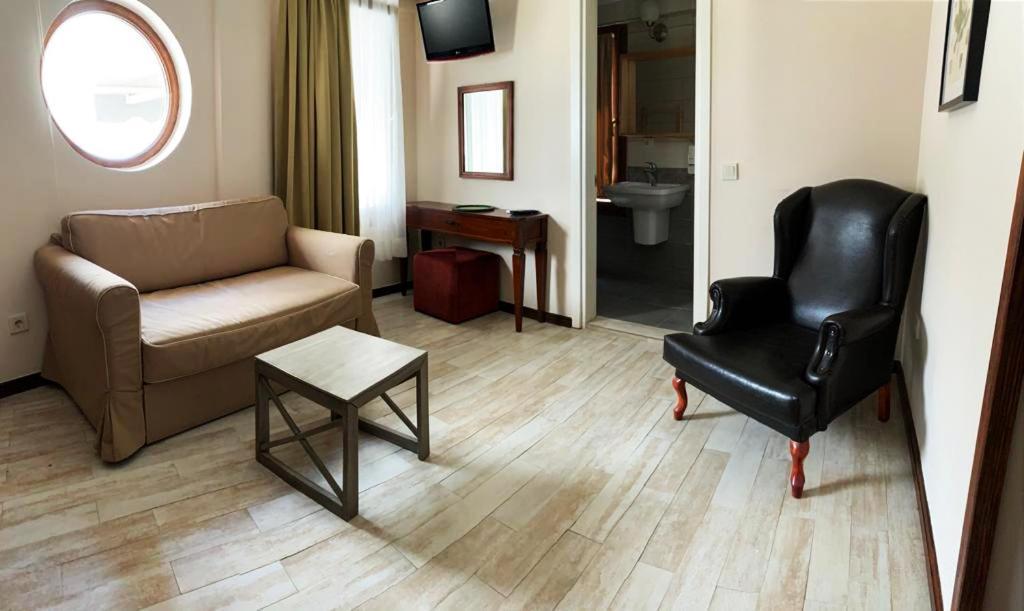 Mitos Hotel بوزجادا المظهر الخارجي الصورة