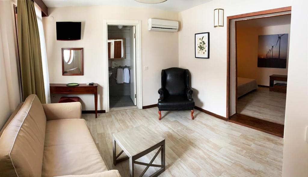 Mitos Hotel بوزجادا المظهر الخارجي الصورة